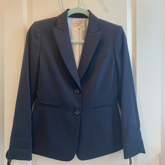 Brand new Tahari Arthur S. Levine blazer (navy, 2P) - Picture 6 of 6